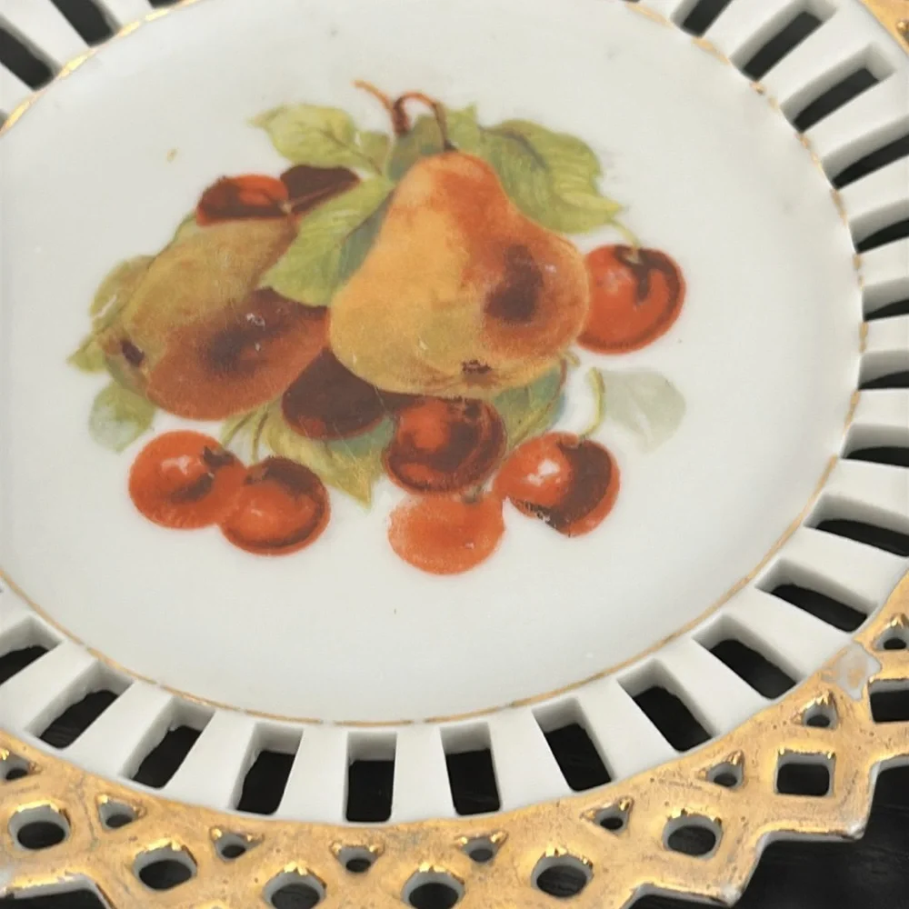 🌹 German 5” Vintage Gold Guild Edge Fruit Plates Set of 3